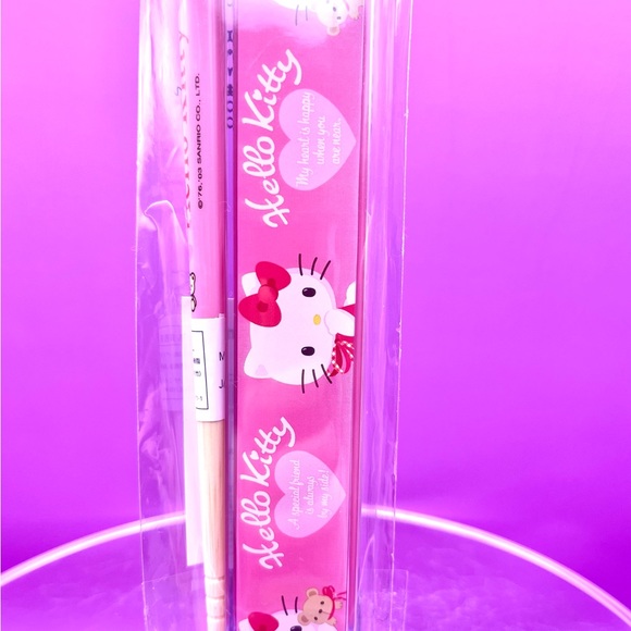 Sanrio Hello Kitty Teddy Bear Series Bento Box with matching Chopsticks - Picture 10 of 11